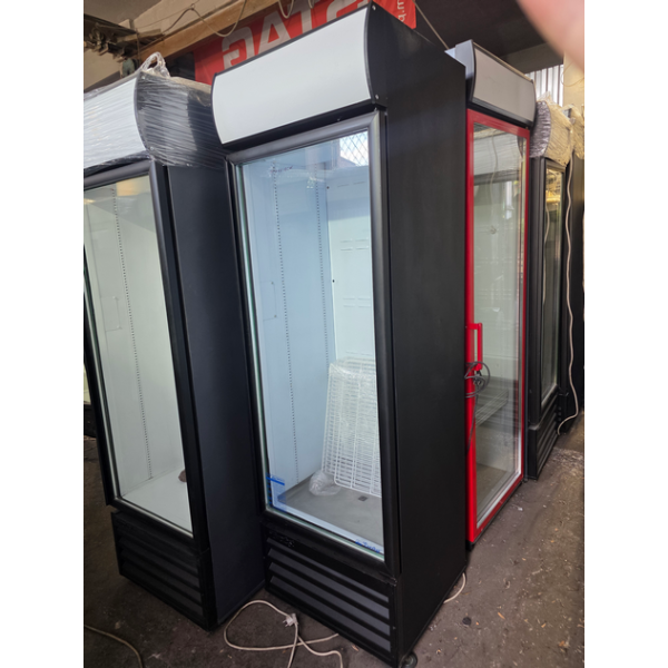 Холодильна шафа Everest EV 18 SD б/в