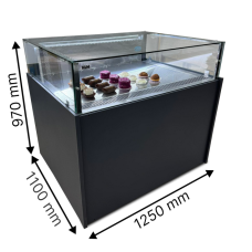 Кондитерська вітрина KUM CHOCOLATIER 