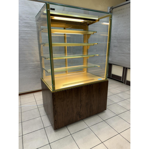 Кондитерська вітрина KUM ECLAIR GOLD 1.5, 4 Полиці