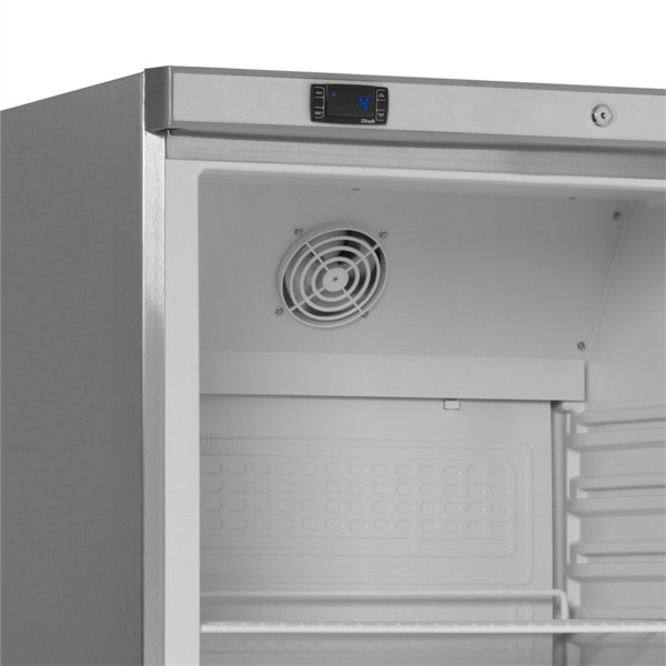 Холодильные шкафы TEFCOLD UR200S