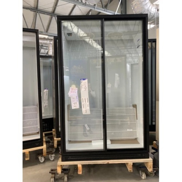 Холодильна шафа вітрина UBC Extra Large Full Door