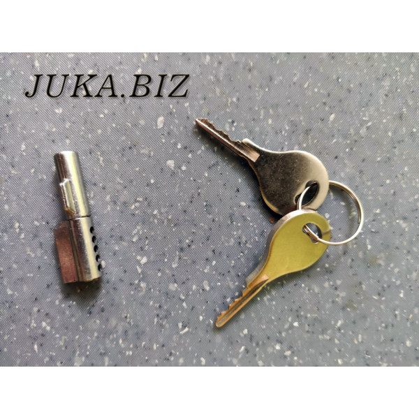 замок для морозильного ларя (камери )  Juka